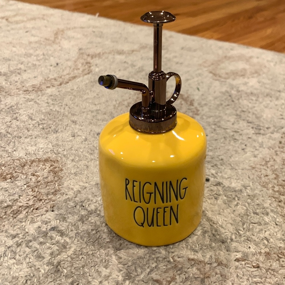 Rae Dunn Reigning Queen Plant Spritzer